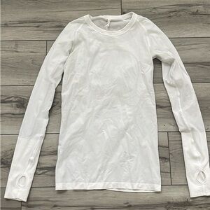 Lululemon white compression long sleeve top